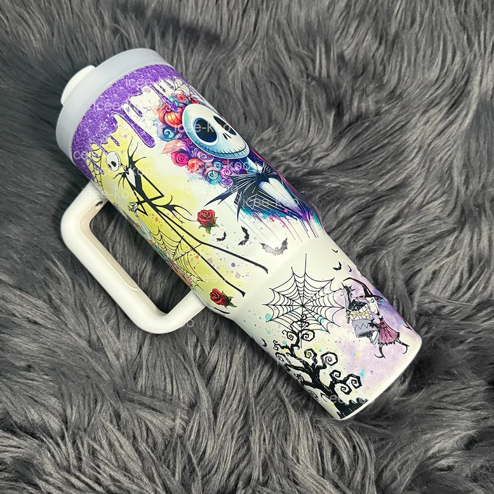 🎁 The Ultimate Halloween Gift: Sally x Jack Skellington 40oz Tumbler 💀✨